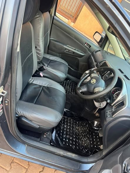 A picture of TOYOTA WISH 18M Slightly negotiable Good as new 0771331553