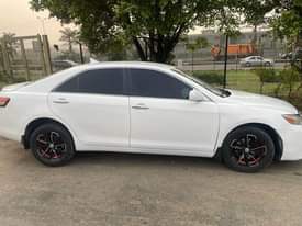A picture of Toyota Camry spider