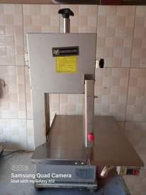 A picture of MEAT SAW MACHINE CALL 0766618817