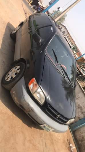 A picture of REGISTERED 2002 FIRST BODY TOYOTA SIENNA ENGINE GEAR AC SHARP