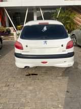 A picture of 206 Peugeot Extremely Sharp Engine on clean body. Swapping accepted