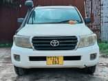 A picture of TOYOTA Landcruiser V8