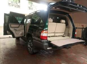 A picture of Land Cruiser Amazon