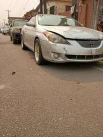A picture of Solara 2006
