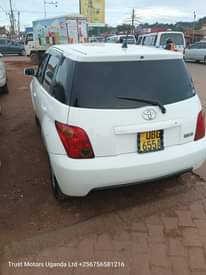 A picture of Toyota Ist