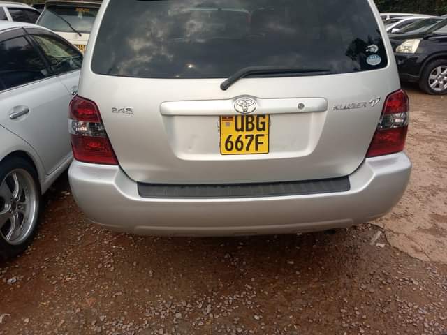 A picture of TOYOTA KLUGER