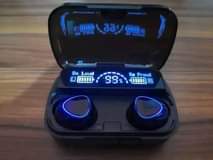 earphones