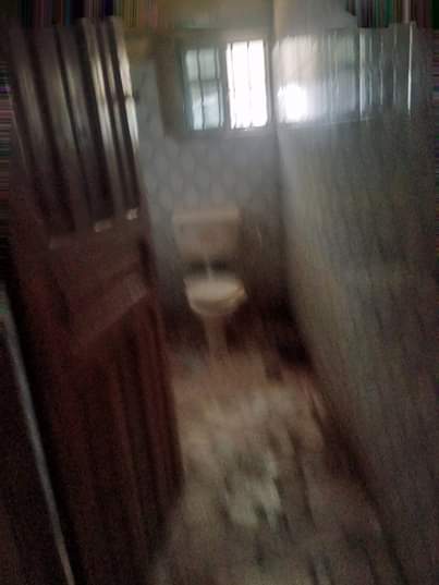 A picture of Room and parlour self contain Available In Akingbade Ibadan Close