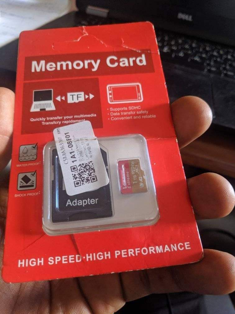 A picture of 1tb Memory card Adapter
