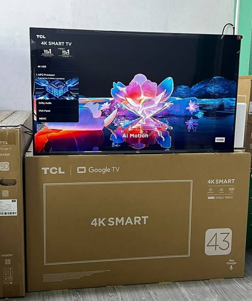 A picture of Tcl 43inches