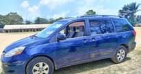 A picture of Distress 08 Toyota sienna in Eket 1 8m no ac
