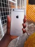 A picture of Iphone 6 plain gb 64