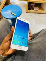 A picture of Oppo A57 64gb Ram 4 selfie Camera Not working 