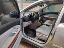 A picture of Lexus Rx350