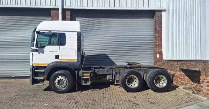 trucks