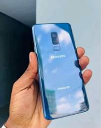 A picture of Samsung s9 plus gb256.