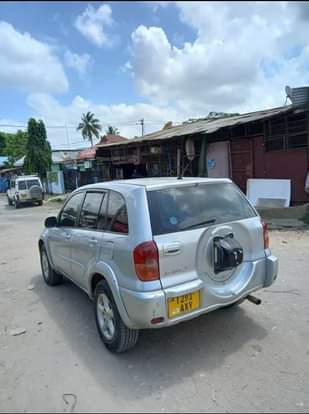 A picture of Rav4 kilitime