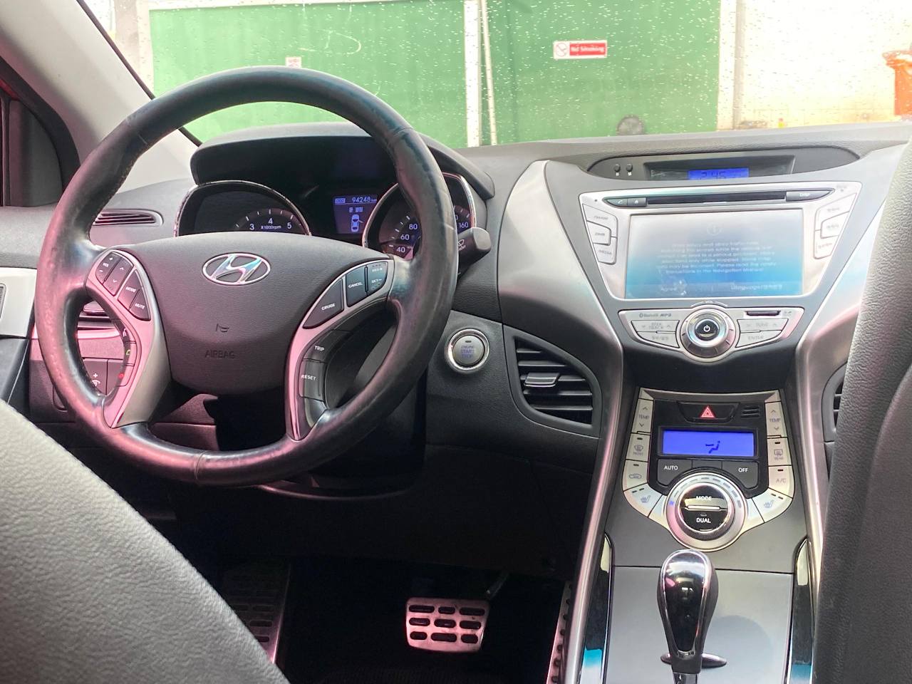 A picture of Hyundai Elantra limited 2013 model tokunbo