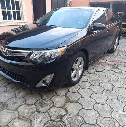A picture of Toyota Camry 2012 clean used buy and drive nothing to