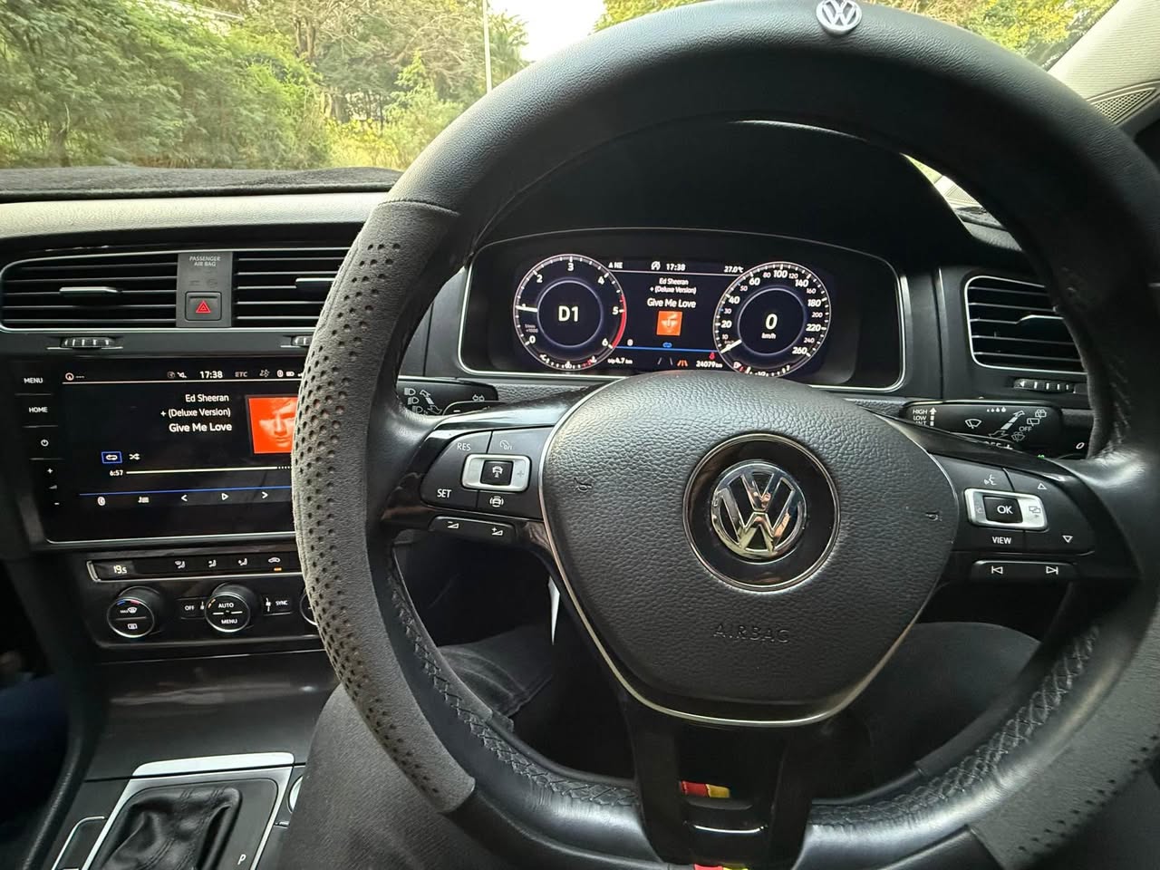 A picture of VOLKSWAGEN GOLF GDI CONTACT 0612989162