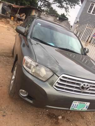 A picture of Highlander for sale perfect perfect engine and gear selection 09159782294