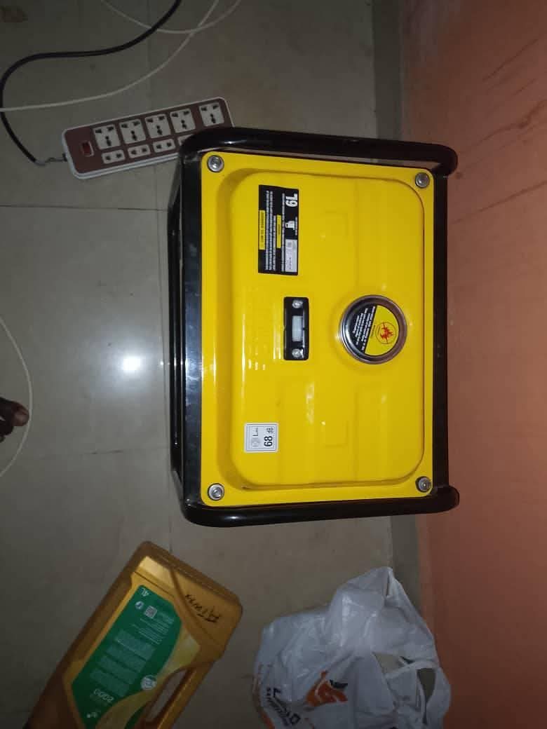 A picture of Generator with cartoon and receipts