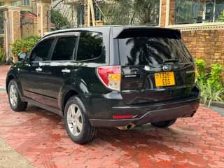 A picture of SUBARU FORESTER GARI MPYA HAINA KIPENGERE FULL DOCUMENT AND AC
