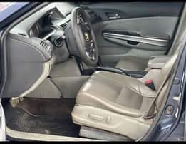A picture of Extremely clean honda accord for sell 2011 model Ac working