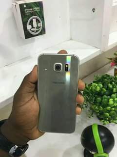 A picture of Sumsung s6plain