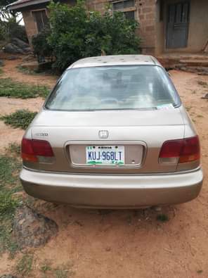 A picture of Honda civic 1999 2000 Buy and drive With Remote control