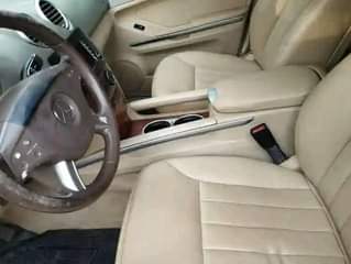 A picture of Mercedes Benz ML 350