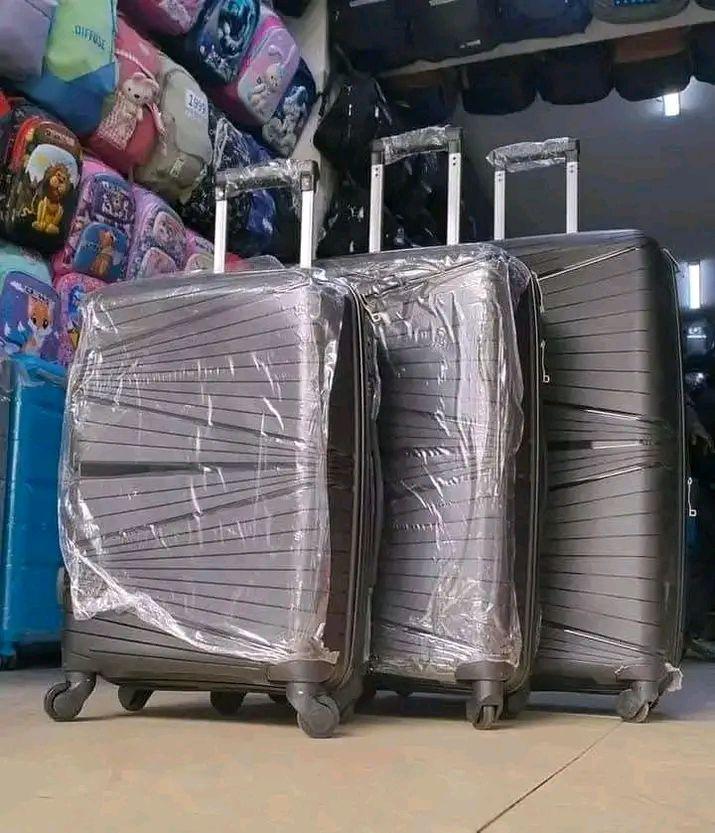 A picture of Suitcase bags