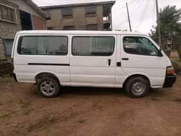 A picture of Toyota Hiace Bus manual Gear. Sharp body Good Engine and