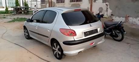 A picture of Peugeot 206