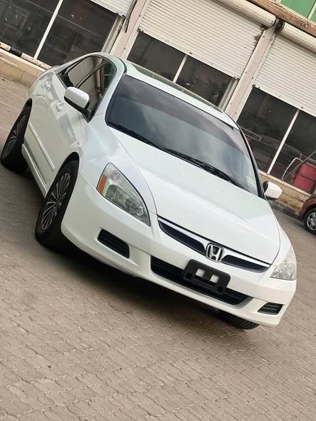 A picture of Honda Accord Dc 2007