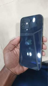 A picture of Iphone12 plain