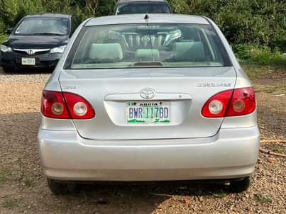 A picture of Firsr body 2006 corolla with