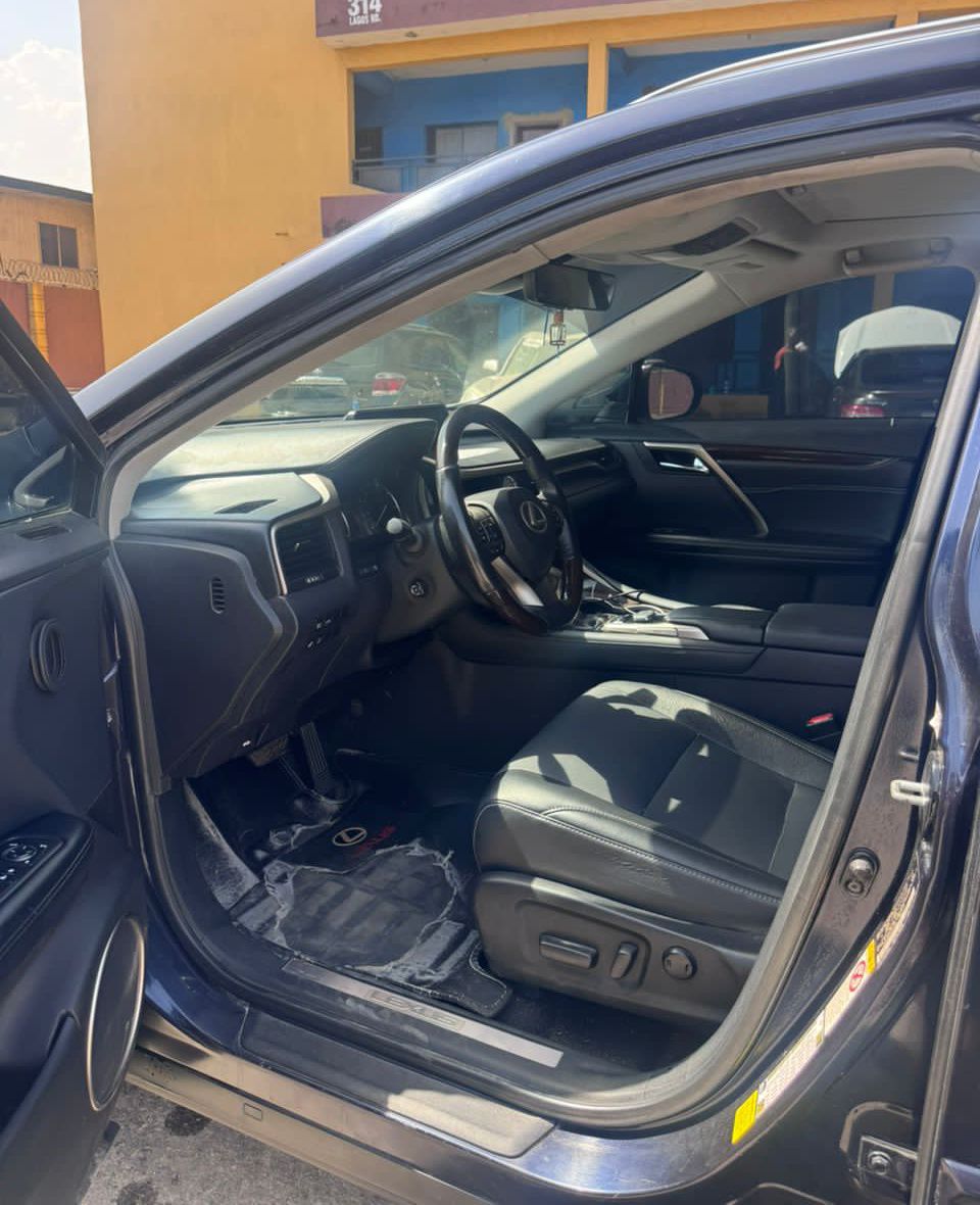 A picture of LEXUS Rx350 2019 DISTRESS SALES Neatly used