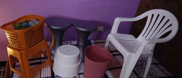 A picture of Plastics items