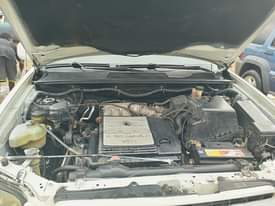 A picture of 2004 highlander 2WD Drive 100 fuel reserved Dealer deal comes
