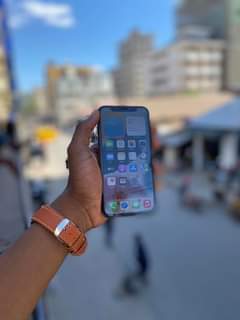 A picture of Iphone X 256gb