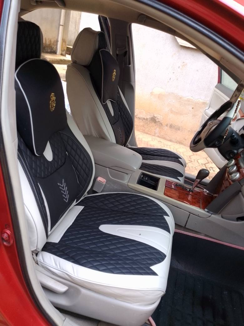 A picture of Toyota Camry 09