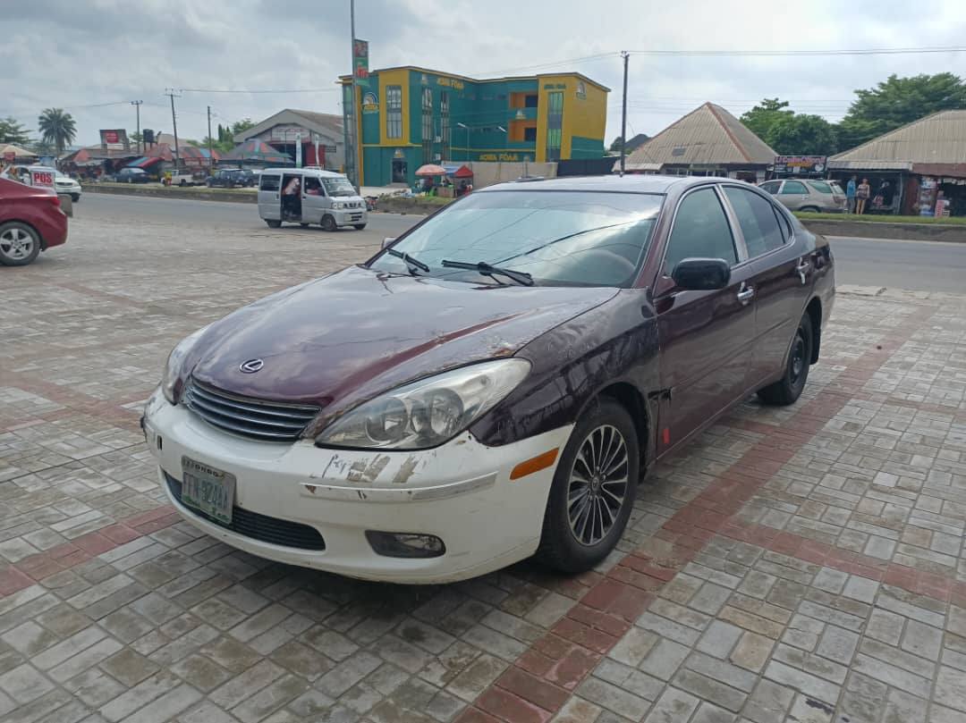 A picture of Dealer market lexus es330