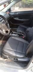 A picture of Honda EOD 2005 neat in and out V6 engine
