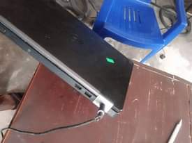 A picture of Dell modelE5470 corei7 ram8 disk1tera