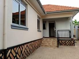 A picture of House for sale in Kurambiro