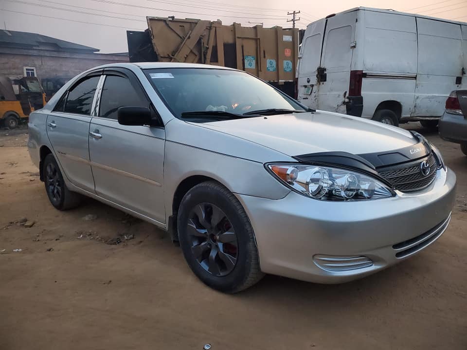 A picture of Used Toyota camry 2004