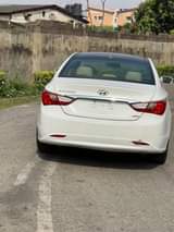 A picture of Hyundai sonata