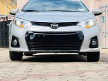 A picture of Extremely clean direct Belgium Toyota Corolla 2017 model Keyless with