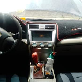 A picture of TOYOTA CAMRY LE 2007